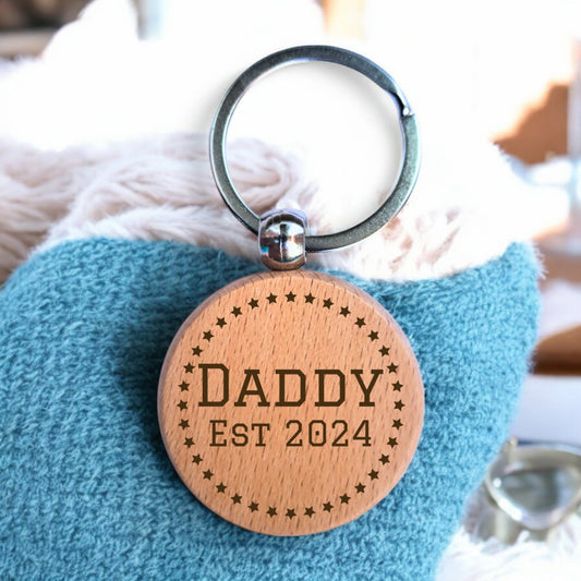 Daddy Personalised Star Year Engraved Wooden Keyring